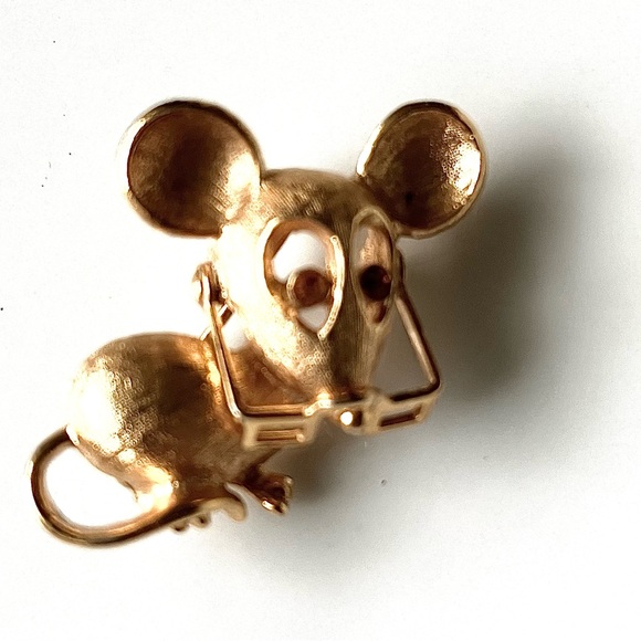 Accessories - Cute Gold Mouse Pin